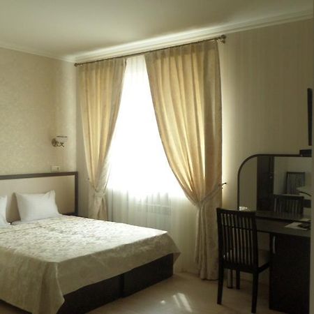 Royal Hotel Charkiv Rum bild