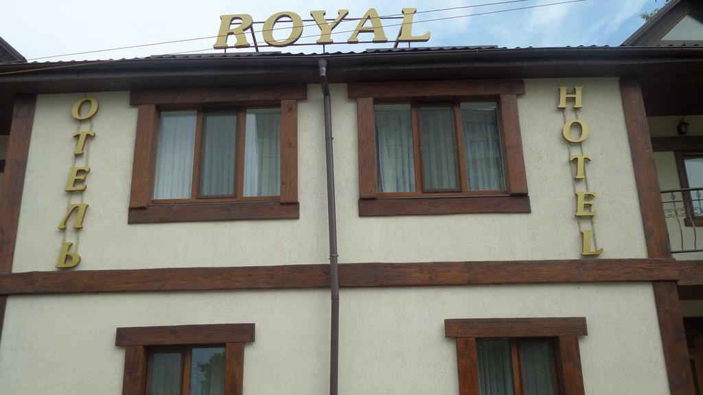 Royal Hotel Charkiv Exteriör bild