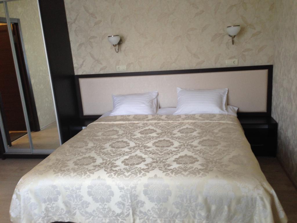 Royal Hotel Charkiv Rum bild